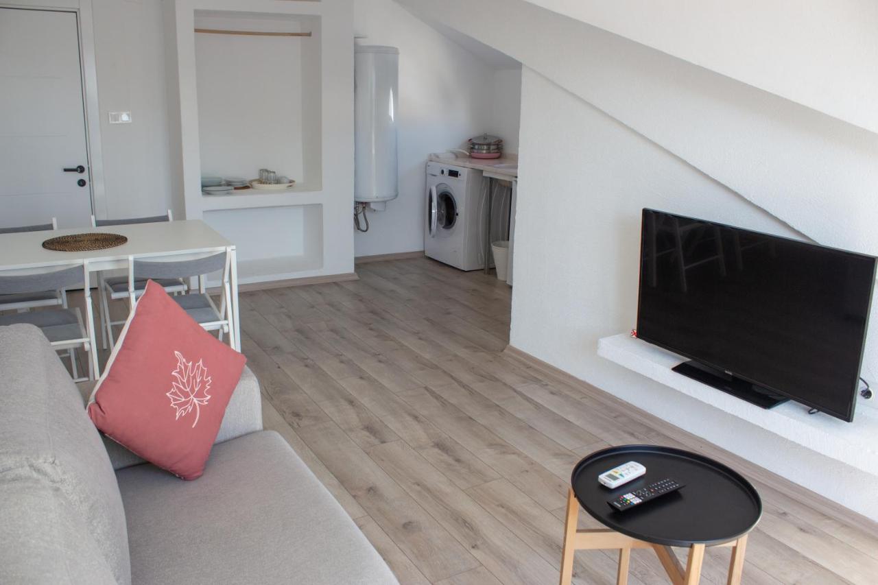 Aloha Apartment *